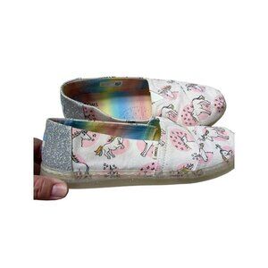 Toms Girls Pink White Pastel Shimmer Unicorn Print Slip On Shoes Size 5